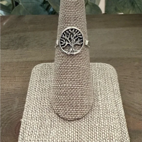 NWT 925 Sterling Silver Tree of Life Ring! Available in Sizes 6-10! NEW! - Picture 7 of 7